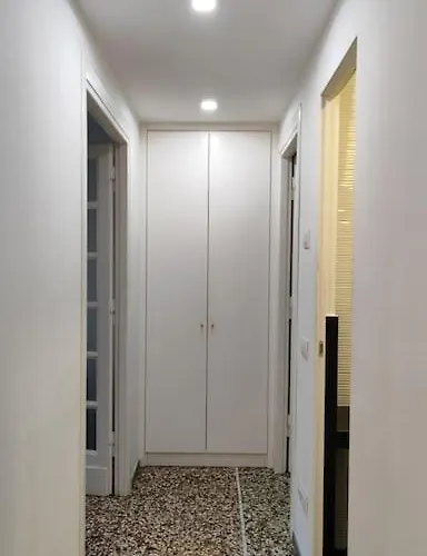 Cozy Near The Colosseum Apartment *
